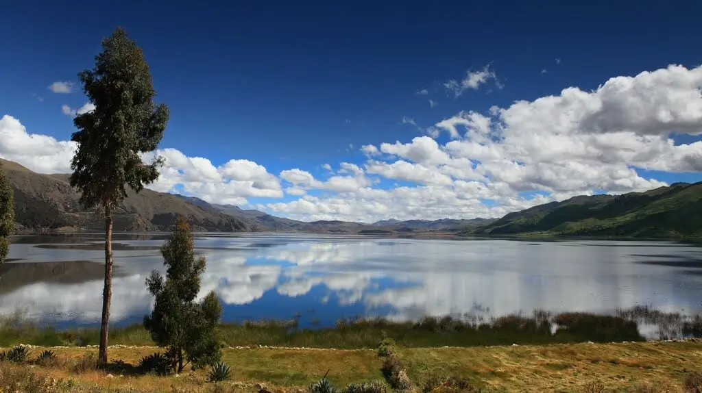 4 lakes pomacanchi 2 and q´eswachaka inca bridge