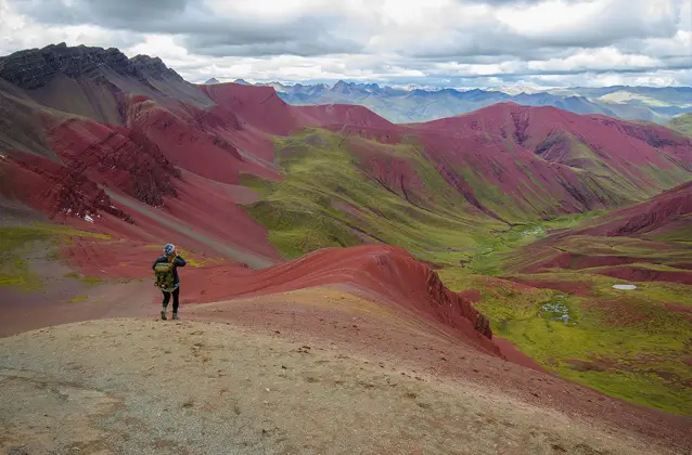 rainbow mountain valley tour